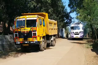 action-by-women-district-transport-officer-to-collect-tax-in-dindori