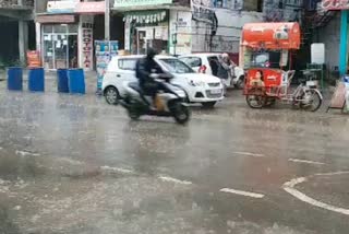 rains lash kashmir valley