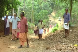 Kaitapara residents in distress  Development is not reached  വികസനം  Kaitapara  കൈതപ്പാറ  കോട്ടപ്പടി  കോട്ടപ്പടി പഞ്ചായത്ത്