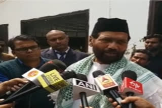 Ram vilas Paswan  Paswan on Delhi violence  Delhi violence news  Delhi news  delhi violence national disgrace  ഡല്‍ഹി സംഘര്‍ഷം  ഡല്‍ഹി സംഘര്‍ഷം 'ദേശീയ അപമാന' എന്ന് കേന്ദ്ര മന്ത്രി  രാം വിലാസ് പശ്‌വാന്‍