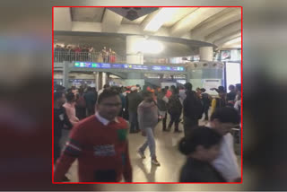 Police arrested youths shouting slogans at Rajiv Chowk metro station