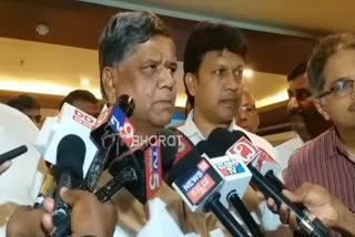 Instead of tweeting Kumaraswamy, let's discuss it in the assembly : Jagadish Shettar