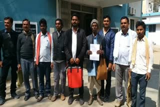 villagers-filed-complaint-against-sarpanch-and-employment-assistant-in-vidisha