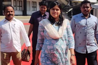 ಗರ್ಭಿಣಿ ಶಾಸಕಿ ನಮಿತಾ ಮುಂಡದ, pregnant MLA Namita Mundada