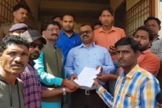 Villagers submitted memorandum demanding removal of encroachment