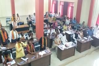 jagdalpur first general meeting of the corporation took place amidst the uproar