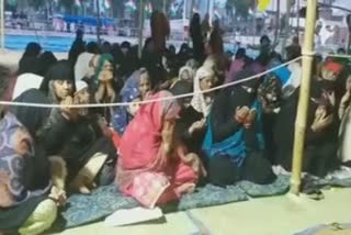 Despite the strong winds and rain, the caa against protest continued on the 34th day in deoband