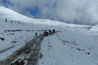 heavy snowfall at Sela Pass Arunachal Pradesh