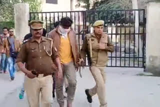 three including two policemen arrested in a kidnapping case in moradabad