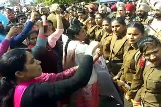 TET teachers protest in front of vijay inder singla house sangrur