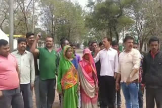 villagers Demand to stop illegal liquor