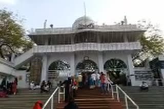 Know the virtues of the eleven stairs of the Dargah Gesu daraz