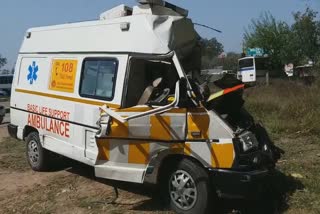 3 dead in collision between ambulance and milk canter at chd-zkr barrier