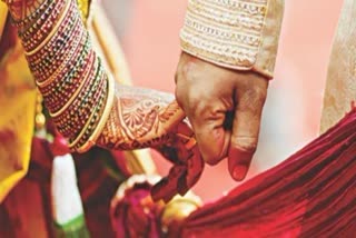 Gujrat Couple eloped again