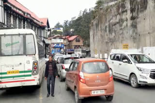 people are facing traffic jam problem in shimla