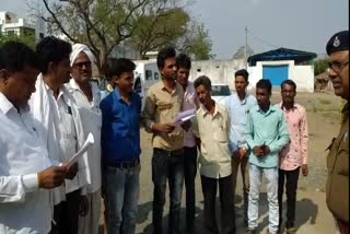 jayas-activists-submitted-memorandum-to-stop-contaminated-food-and-illegal-activities-in-bhagoriya-hatt-of-barwani