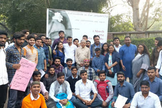 Prakash Ambedkar interacted with students in DU