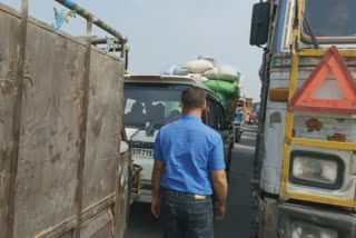 traffic issue on mahananda bridge