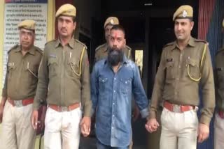 manish-bairagi-brought-to-the-police-station-for-questioning-in-pratapgarh