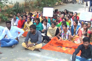 ABVP ACTIVISTS DHARNA