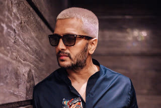 Riteish's bone-tickling reply to Twitter user who termed him 'sasta DJ snake'