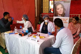 Free health check up camp organized at Japanese park in Rohini