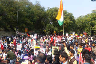 Police detained protesters who came to march at ramleela ground