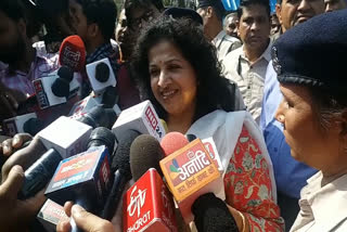 Congress media in-charge Shobha Ojha said 4 out of 8 MLAs were not contacted
