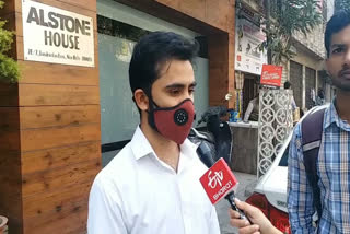 People wearing masks after fear of corona virus