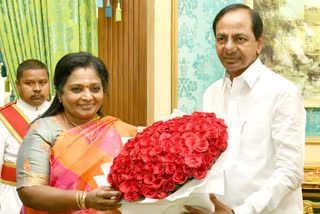 CM KCR meeting with Governor Tamilisai