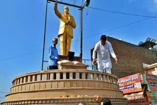 cleaning the memorial in gohana