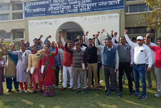 iti Instructors protest in charkhi dadri