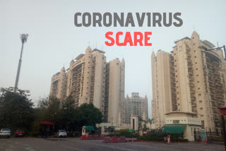 Chinese National  Novel Coronavirus  Covid 19  Noida Police  Self Isolation  കൊവിഡ് 19  നോയിഡ പൊലീസ്  ചൈനീസ് നാഷണല്‍സ്  ചൈനക്കാരൻ ഡല്‍ഹിയില്‍ വീട്ടിനുള്ളില്‍