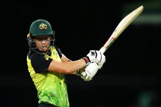 asutralia-women-sets-a-target-of-135-for-south-africa-women