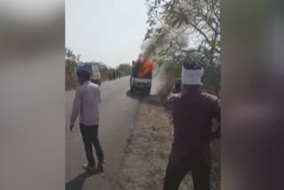 pick up truck burnt gangapur