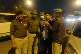 Drunk drivers challans 16 cars seized by noida police