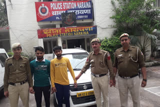 Delhi Police arrested illegal liquor smugglers in Naraina