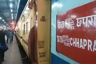 Tatanagar railway station, Tata-Chhapra express, train canceled due to NI work, टाटानगर रेलवे स्टेशन, टाटा-छपरा एक्सप्रेस, एनआई वर्क के कारण ट्रेन रद्द