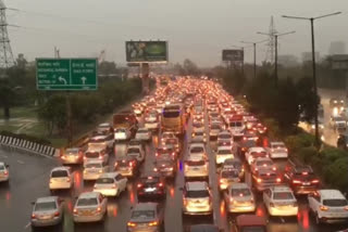 traffic jam at mahamaya flyover