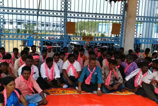 Workers of the Mission Bhagirathha Water Plant protested to meet their demands in khammam