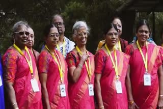 dindigul on women's day ocassion kmc doctors met for an alumni treat