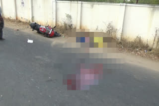 college-student-killed-in-two-wheeler-accident