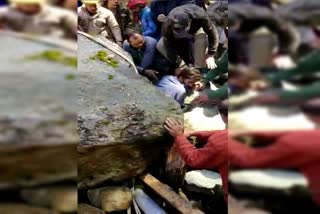 Police rescued man trapped between rock in kullu