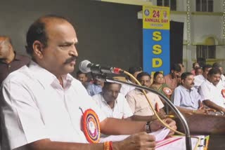 minister kadampur raju