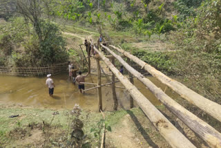 PUBLIC MAKING BRIDGE.