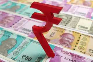 Rupee plunges to 17-month low of 74.17 against US dollar