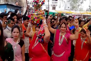 alirajpur's collector danced in bhagoriya mela