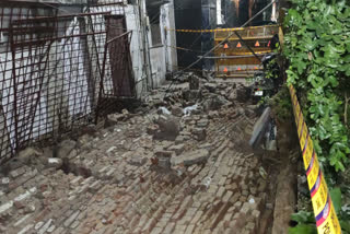 Two died due to hospital wall collapse in Lajpat Nagar