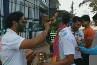 cuttack people not interest to playing holi because of corona virus