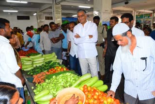 సిద్దిపేట జిల్లా కేంద్రంలో మంత్రి హరీశ్‌రావు పర్యటన